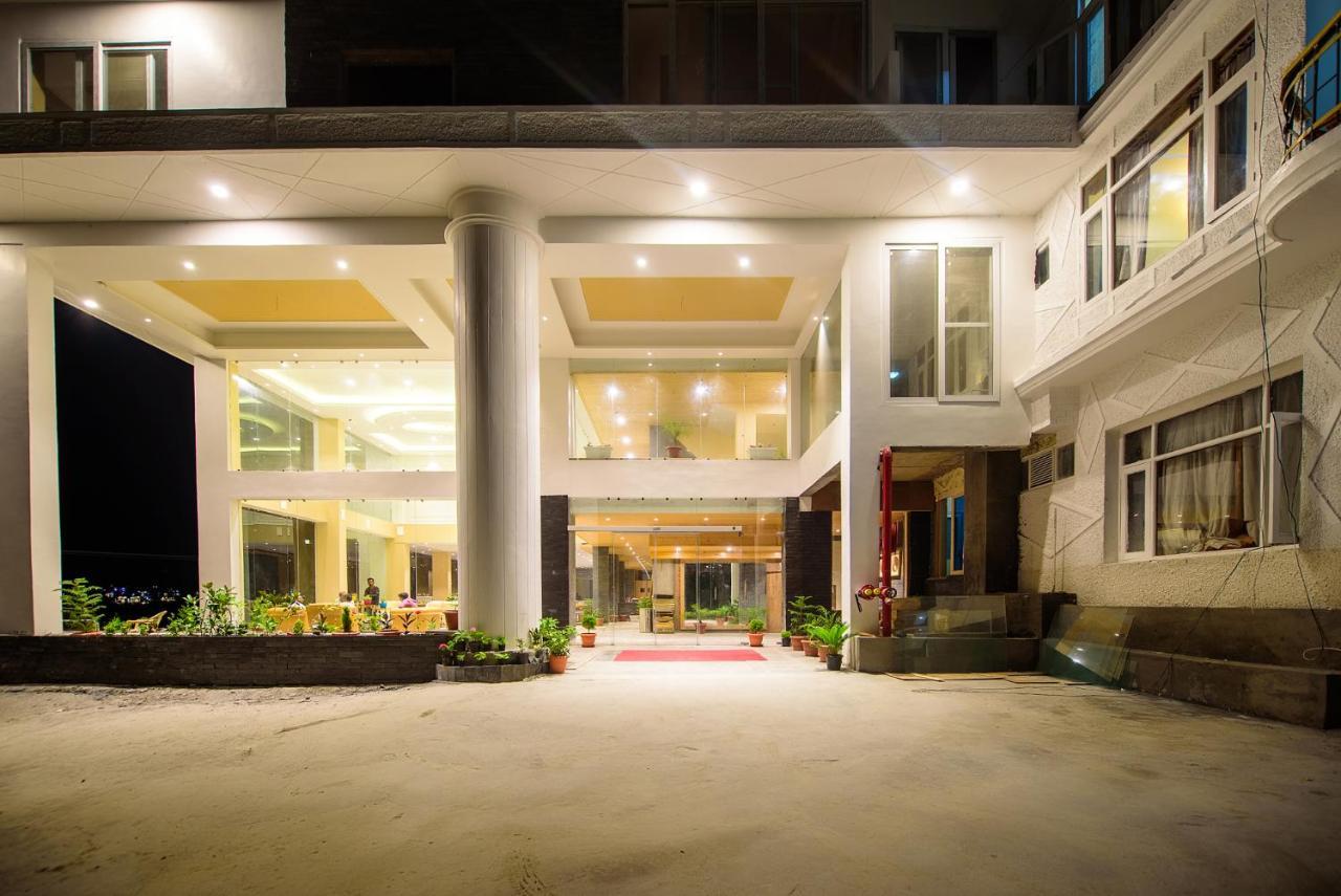 Naturevilas Sarovar Portico - Centrally Heated Manāli Exterior foto