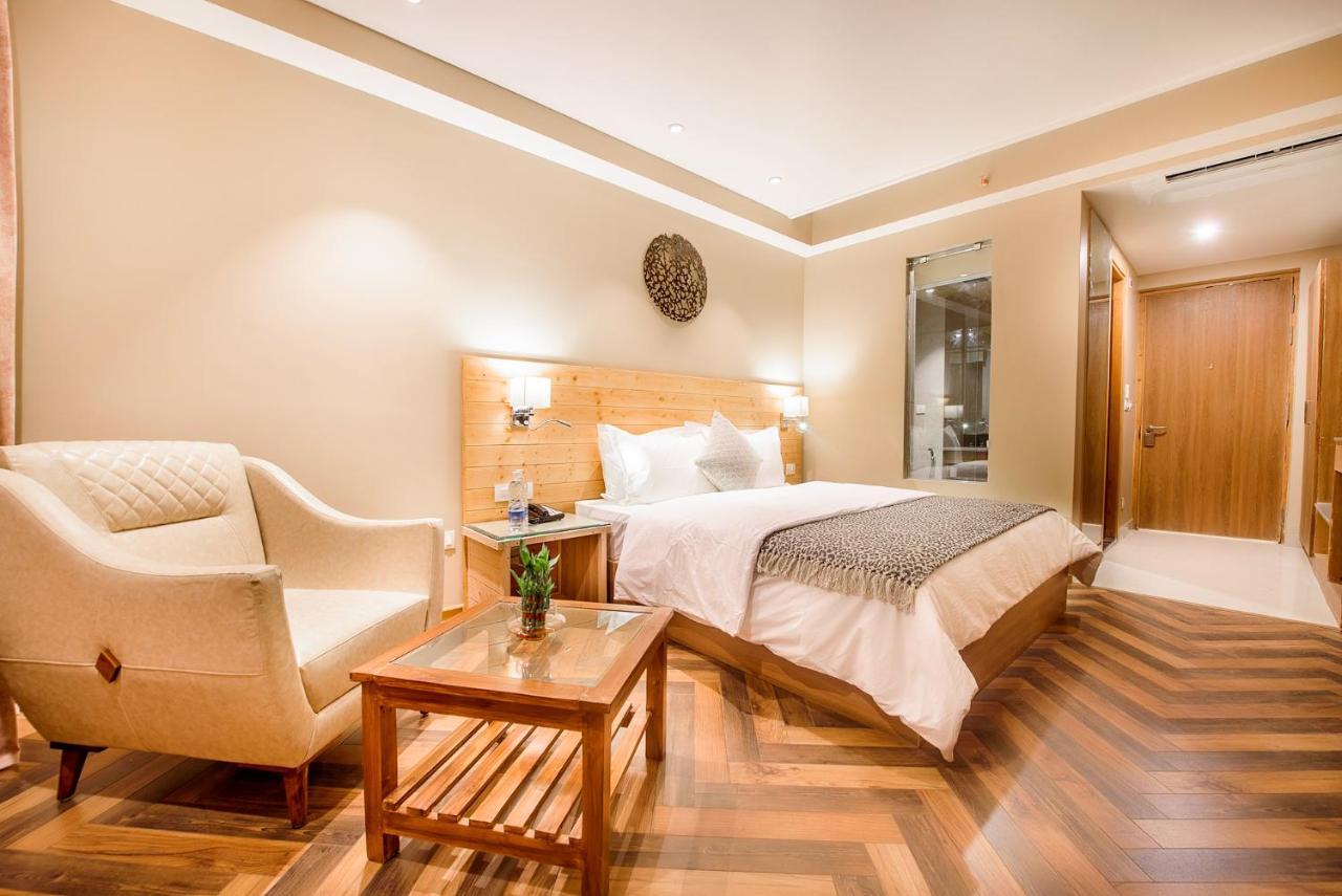 Naturevilas Sarovar Portico - Centrally Heated Manāli Exterior foto